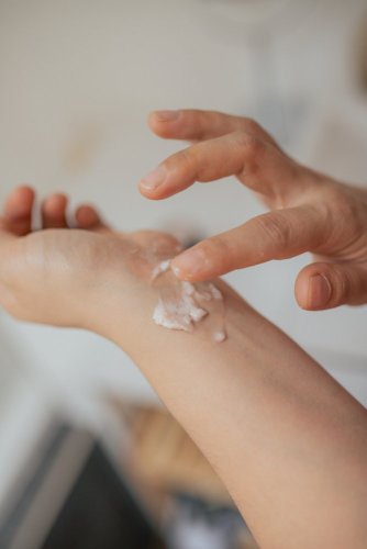 Medové telové maslo 100ml
