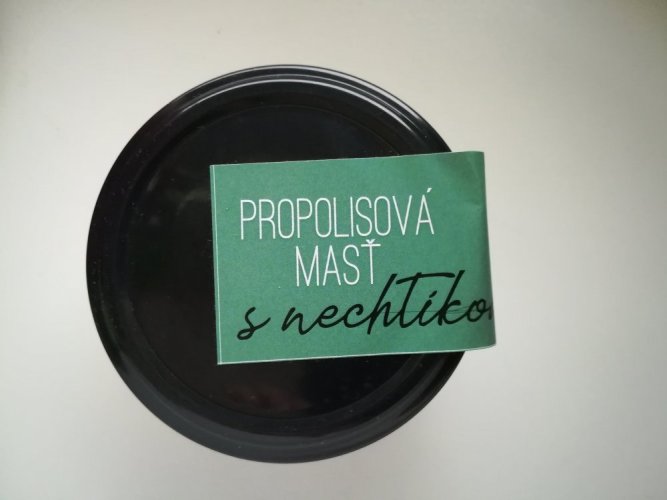 Propolisová masť s nechtíkom